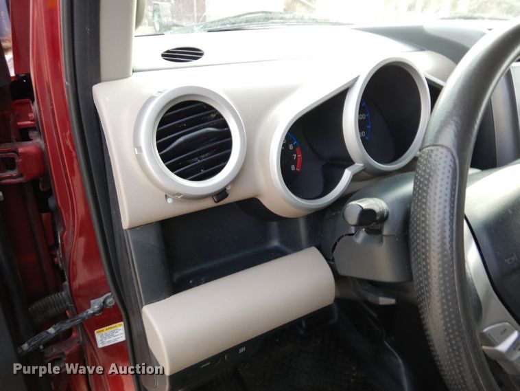 image for item DE4217 2008 Honda Element SUV