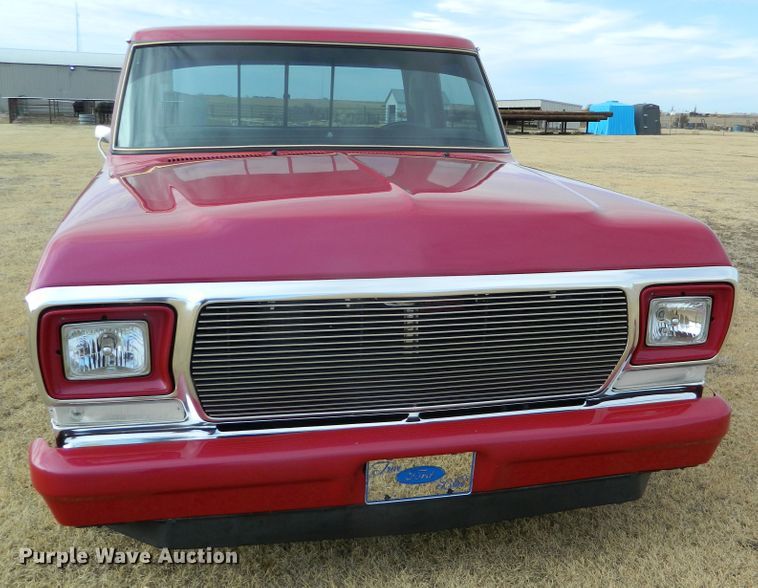 image for item DE4385 1979 Ford F100 pickup truck