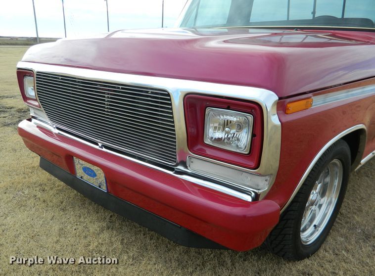 image for item DE4385 1979 Ford F100 pickup truck