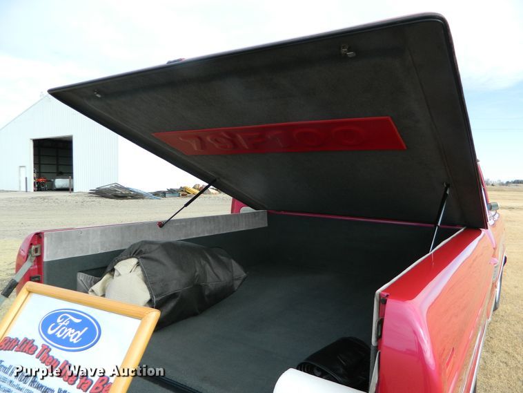 image for item DE4385 1979 Ford F100 pickup truck