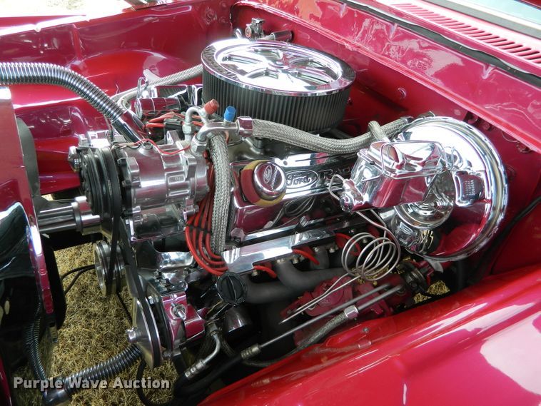 image for item DE4385 1979 Ford F100 pickup truck