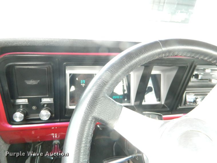 image for item DE4385 1979 Ford F100 pickup truck