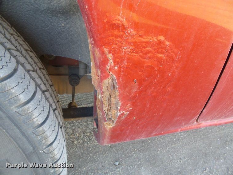 image for item DG0411 2005 Dodge Grand Caravan van