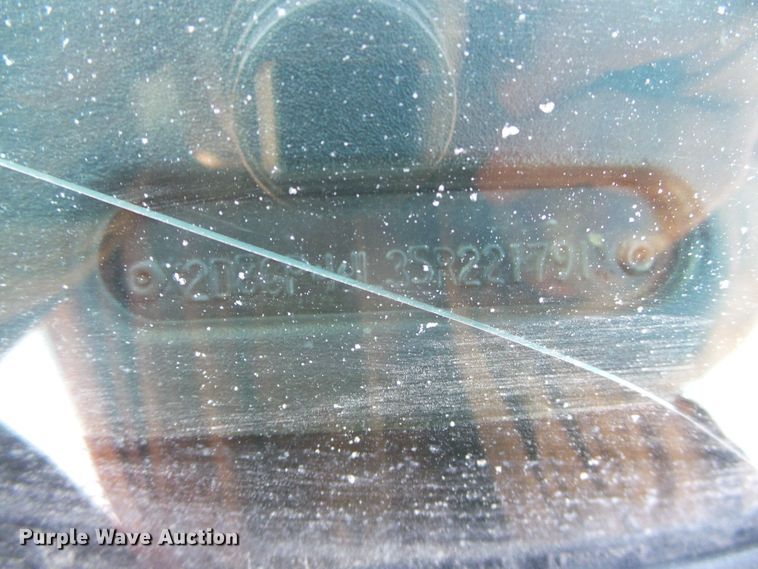 image for item DG0411 2005 Dodge Grand Caravan van