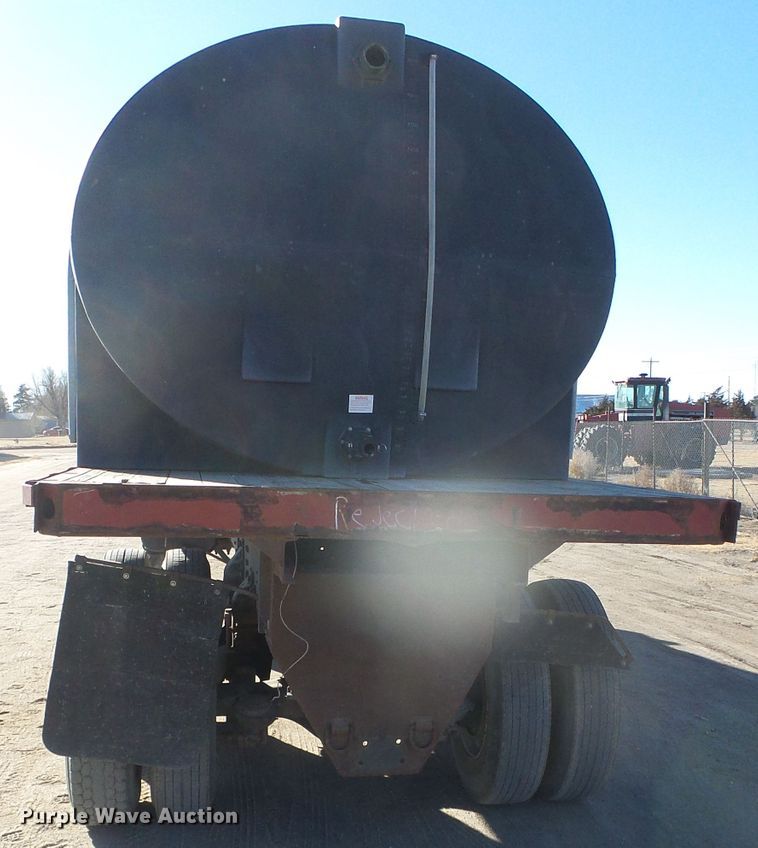 image for item DG0412 1980 International Paystar 5000 flatbed truck