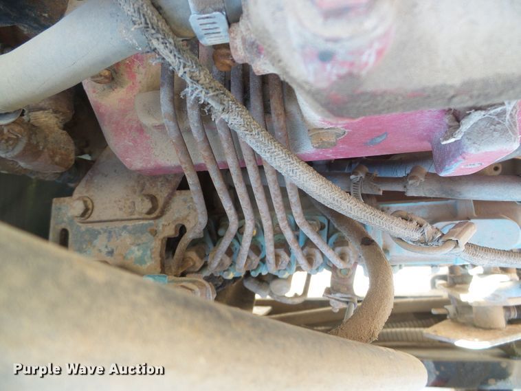 image for item DG0412 1980 International Paystar 5000 flatbed truck