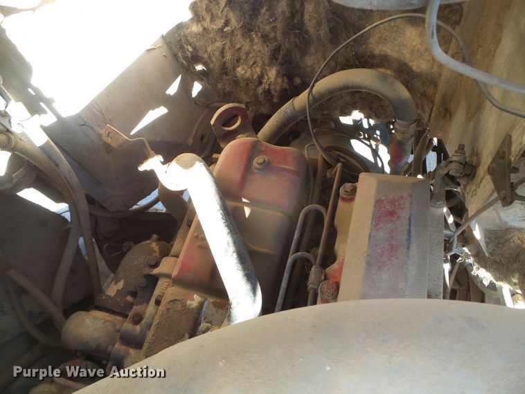 image for item DG0412 1980 International Paystar 5000 flatbed truck