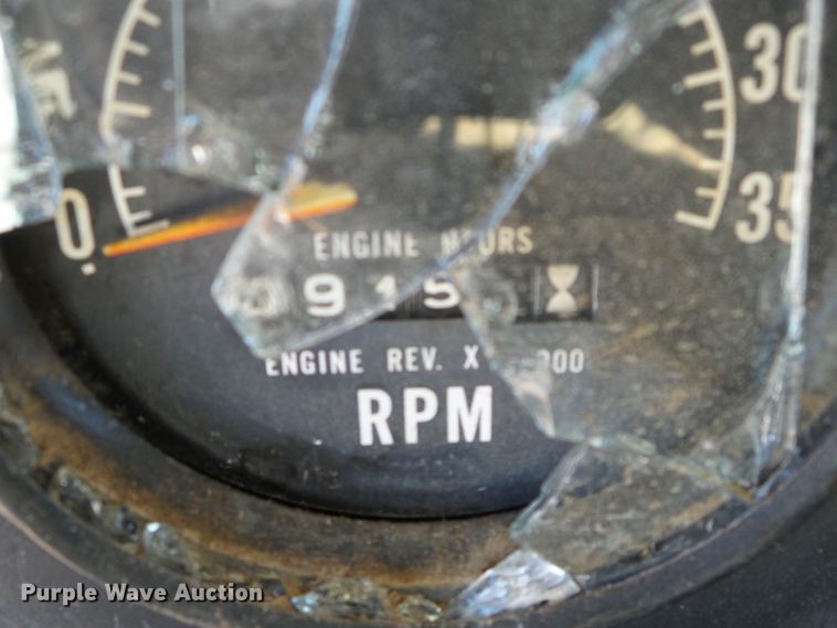 image for item DG0412 1980 International Paystar 5000 flatbed truck