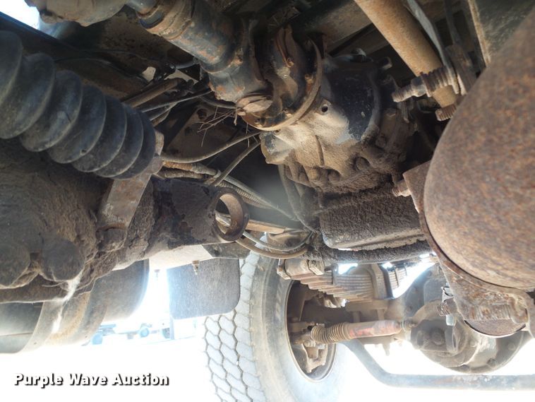 image for item DG0412 1980 International Paystar 5000 flatbed truck