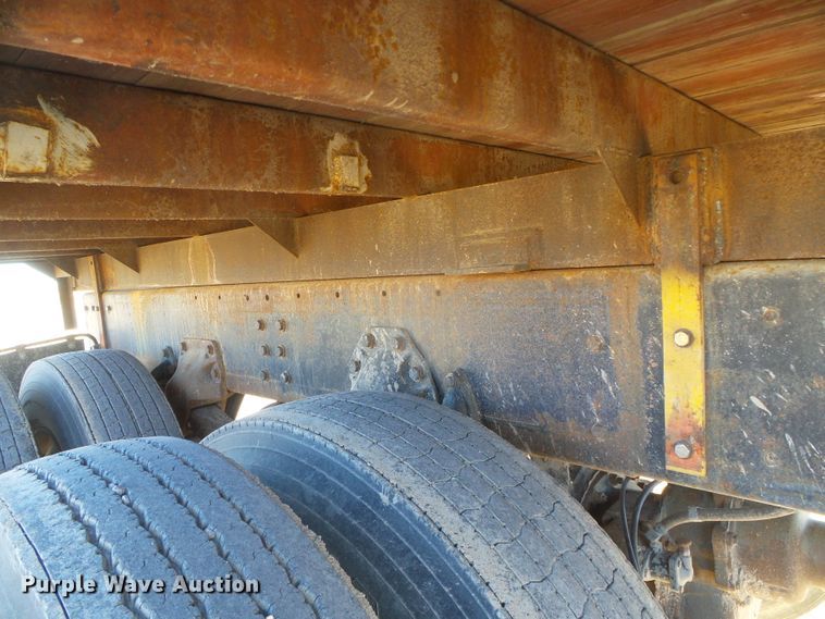 image for item DG0412 1980 International Paystar 5000 flatbed truck