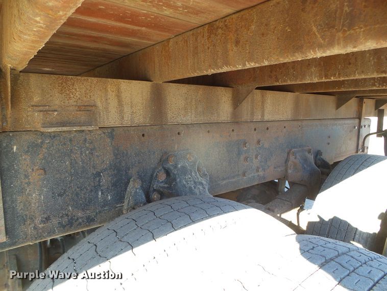 image for item DG0412 1980 International Paystar 5000 flatbed truck