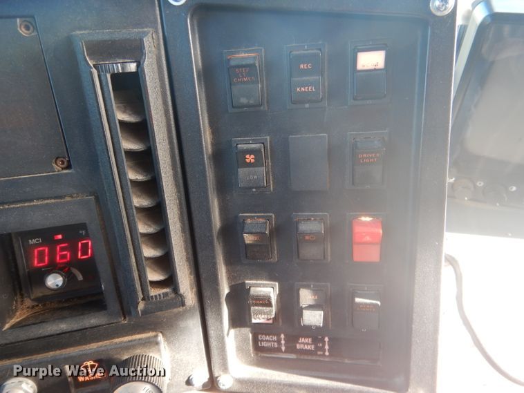 image for item DG5879 1995 MCI DL3 coach bus