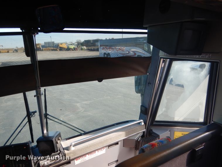 image for item DG5879 1995 MCI DL3 coach bus