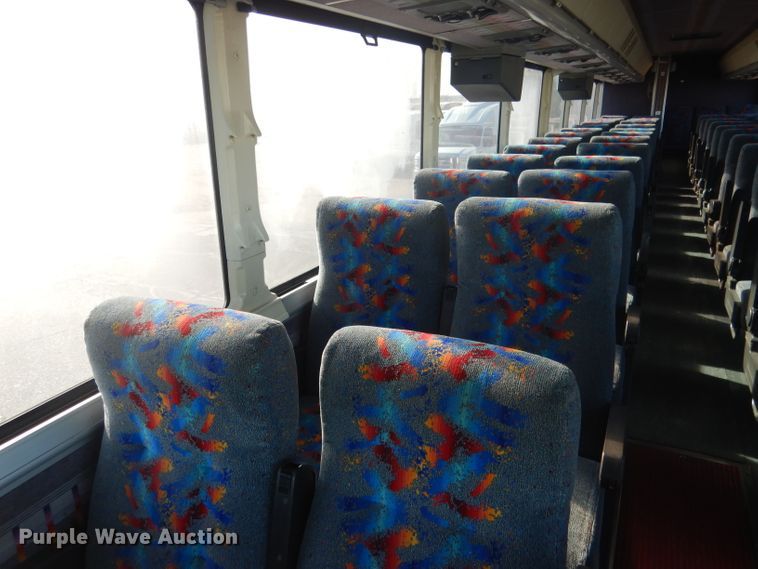 image for item DG5879 1995 MCI DL3 coach bus