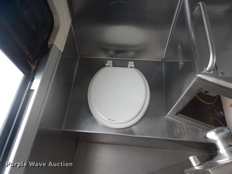 image for item DG5879 1995 MCI DL3 coach bus