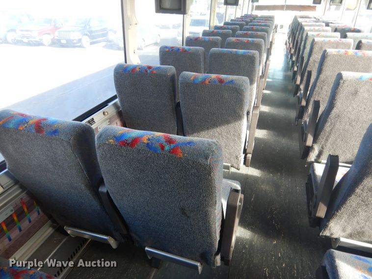 image for item DG5879 1995 MCI DL3 coach bus