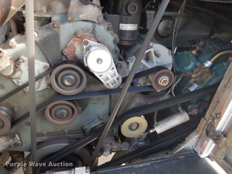 image for item DG5879 1995 MCI DL3 coach bus