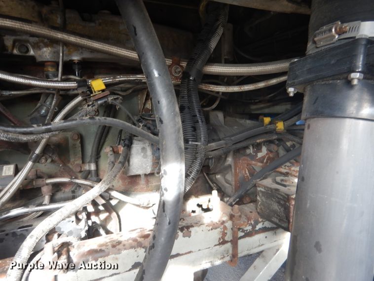 image for item DG5879 1995 MCI DL3 coach bus