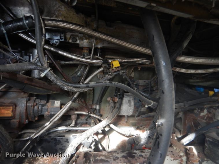 image for item DG5879 1995 MCI DL3 coach bus