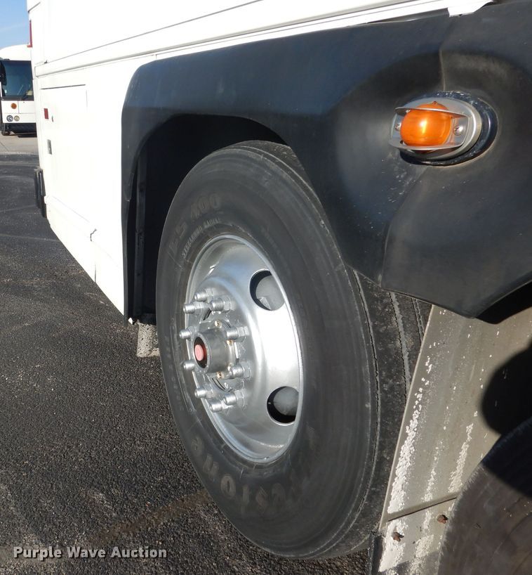 image for item DG5879 1995 MCI DL3 coach bus