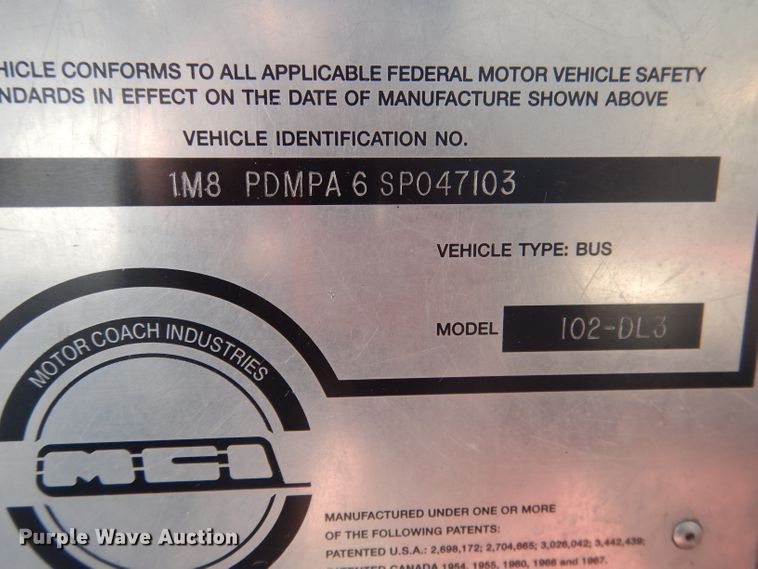 image for item DG5879 1995 MCI DL3 coach bus