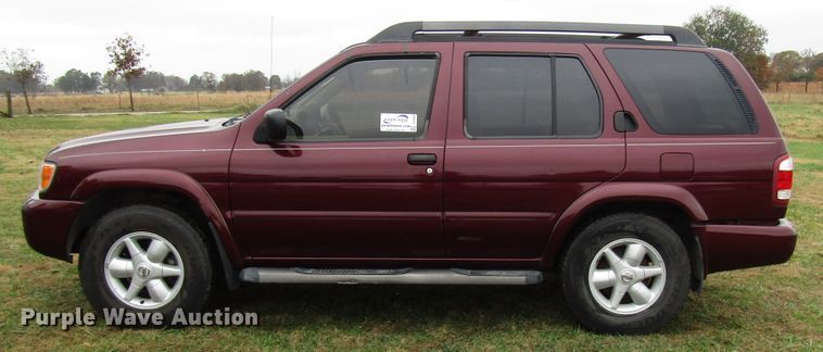 image for item DG6669 2002 Nissan Pathfinder SUV
