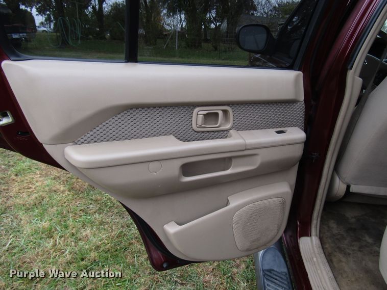 image for item DG6669 2002 Nissan Pathfinder SUV