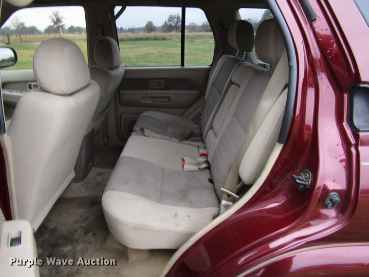 image for item DG6669 2002 Nissan Pathfinder SUV