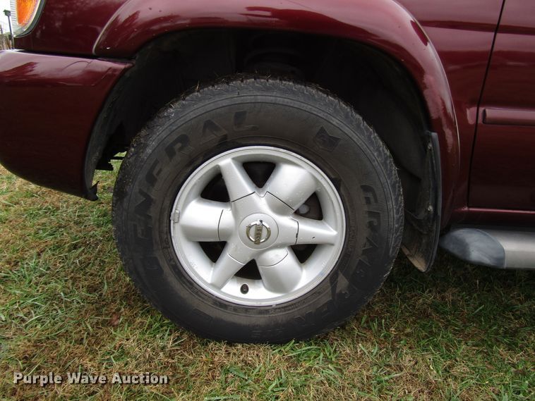 image for item DG6669 2002 Nissan Pathfinder SUV