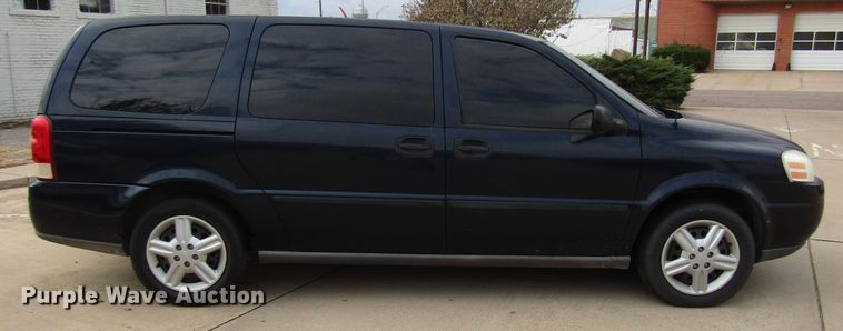 image for item DG6739 2005 Chevrolet Uplander SUV