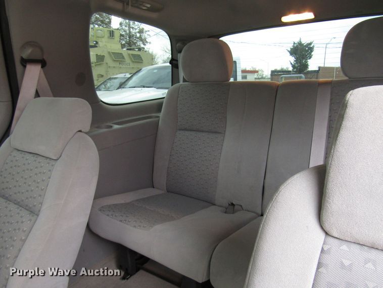 image for item DG6739 2005 Chevrolet Uplander SUV