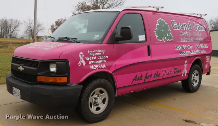 image for item DH1709 2005 Chevrolet Express 1500 van