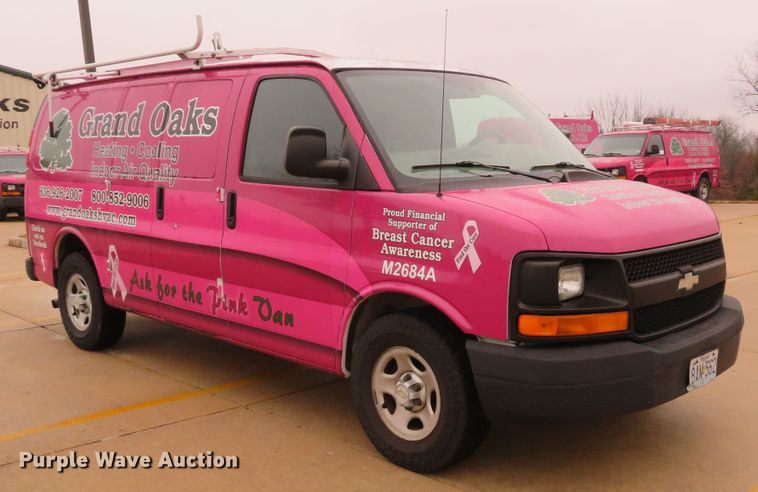 image for item DH1709 2005 Chevrolet Express 1500 van