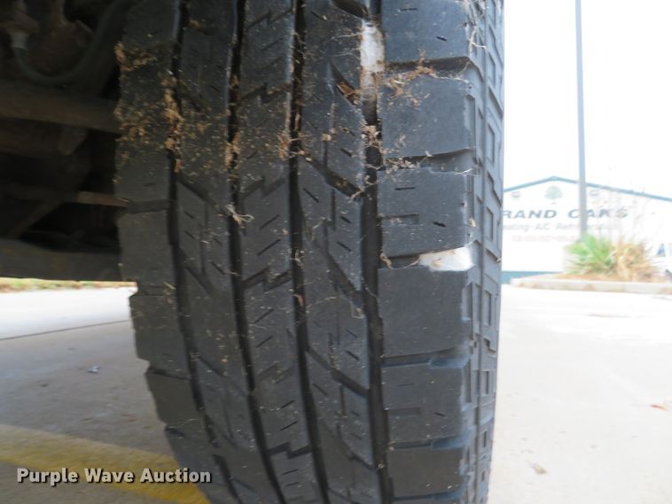 image for item DH1710 2005 Chevrolet Express 3500 van