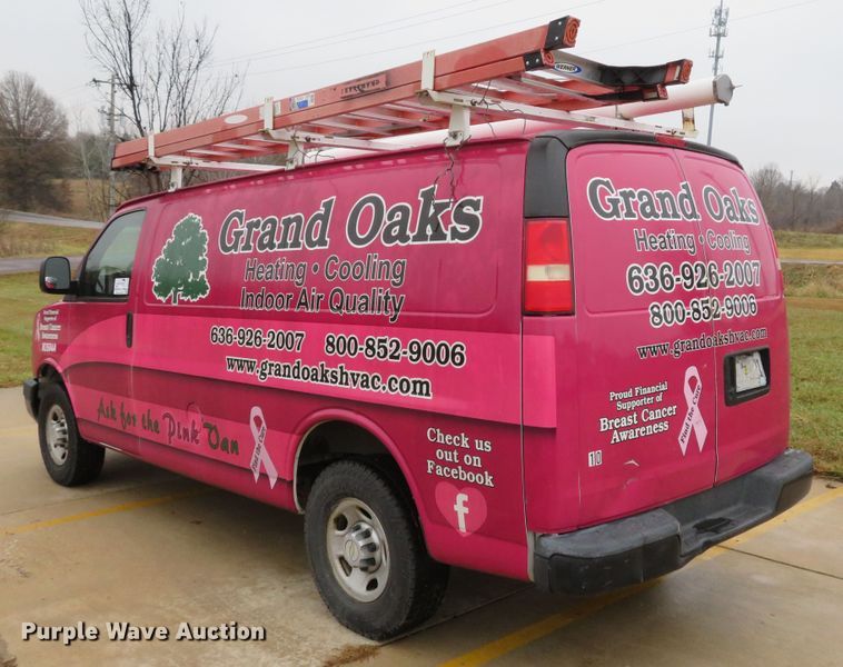 image for item DH1716 2007 Chevrolet Express 3500 van