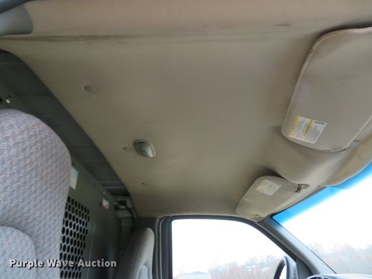 image for item DH1716 2007 Chevrolet Express 3500 van