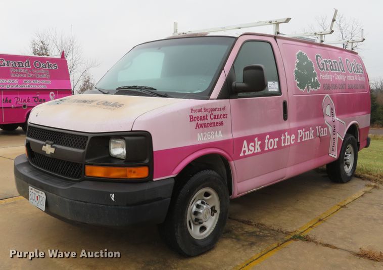 image for item DH1717 2007 Chevrolet Express 3500 van