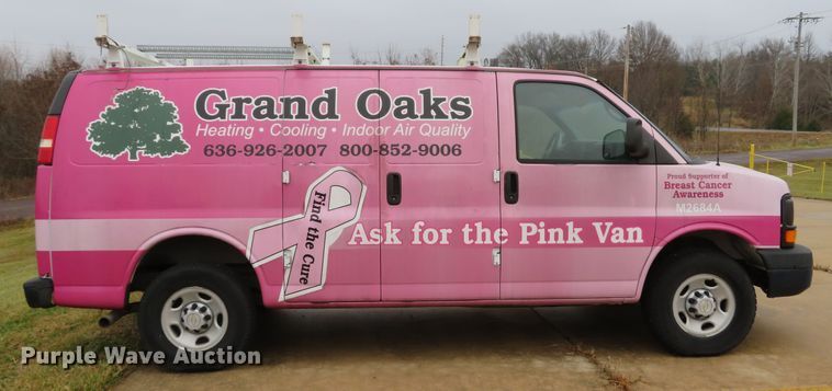 image for item DH1717 2007 Chevrolet Express 3500 van