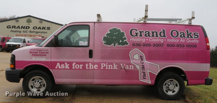 image for item DH1717 2007 Chevrolet Express 3500 van