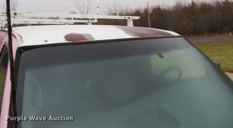 image for item DH1717 2007 Chevrolet Express 3500 van