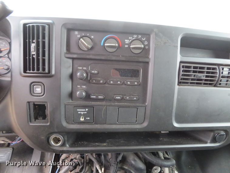 image for item DH1717 2007 Chevrolet Express 3500 van