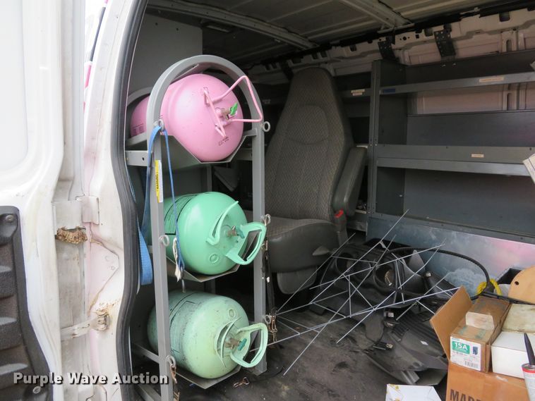 image for item DH1717 2007 Chevrolet Express 3500 van