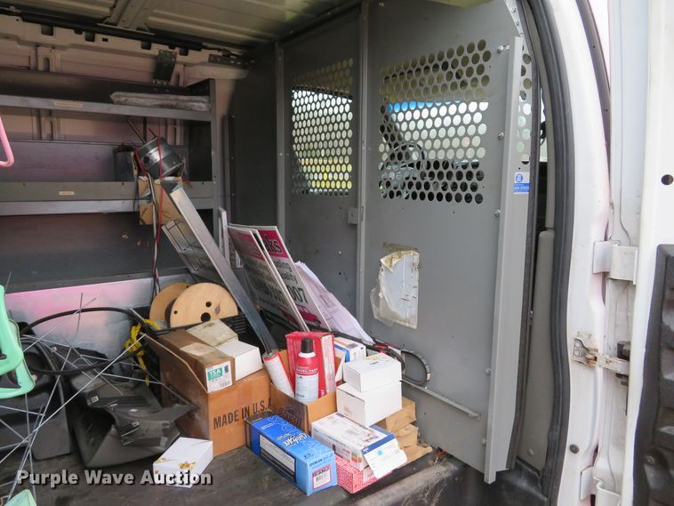 image for item DH1717 2007 Chevrolet Express 3500 van