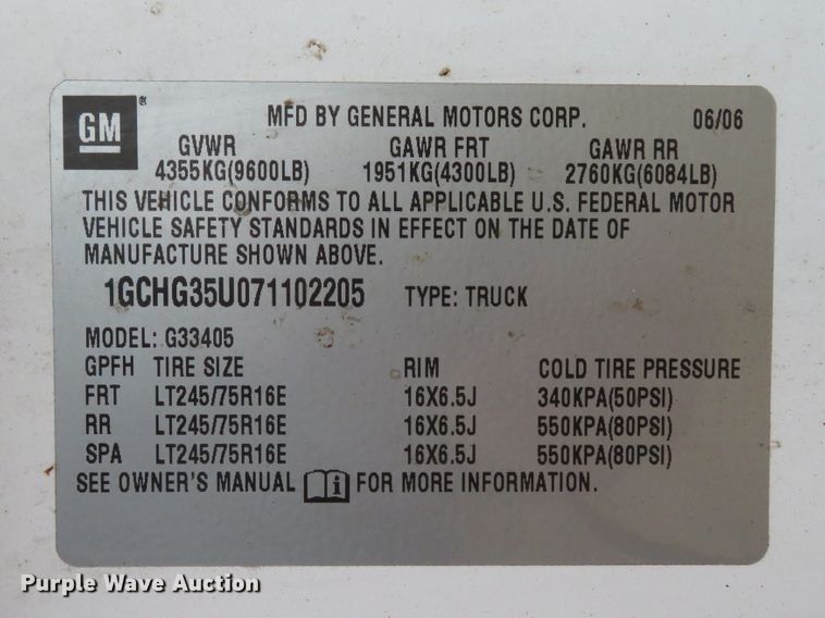 image for item DH1717 2007 Chevrolet Express 3500 van