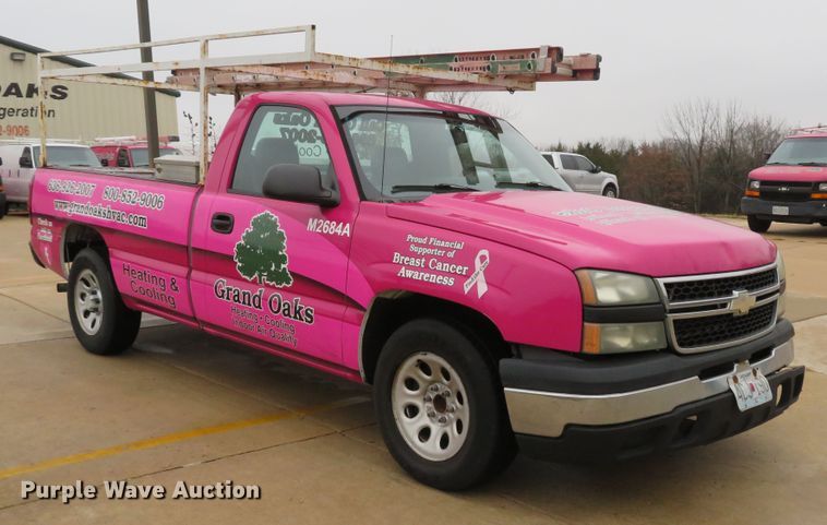 image for item DH1719 2006 Chevrolet Silverado 1500 pickup truck