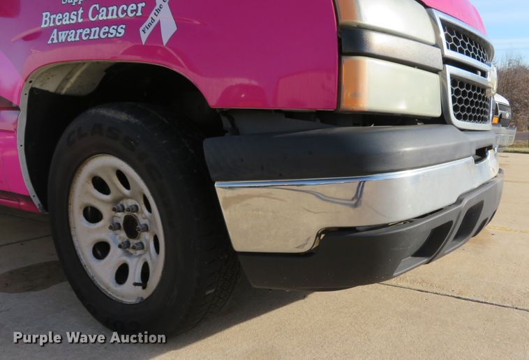 image for item DH1719 2006 Chevrolet Silverado 1500 pickup truck