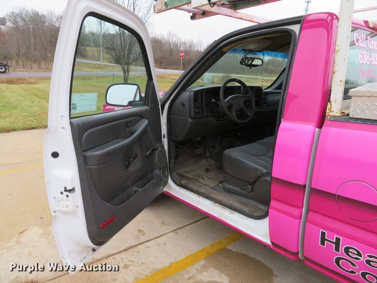 image for item DH1719 2006 Chevrolet Silverado 1500 pickup truck