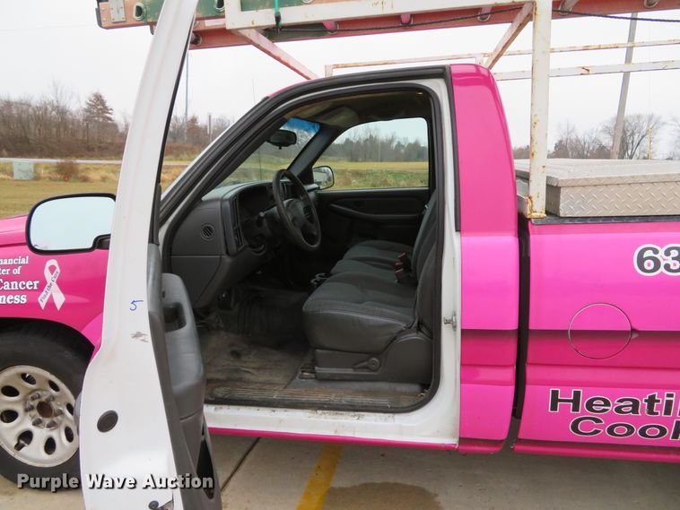 image for item DH1719 2006 Chevrolet Silverado 1500 pickup truck