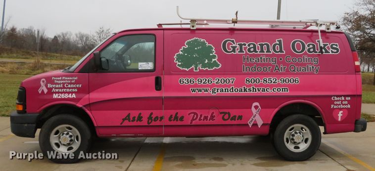 image for item DH1720 2005 Chevrolet Express 3500 van