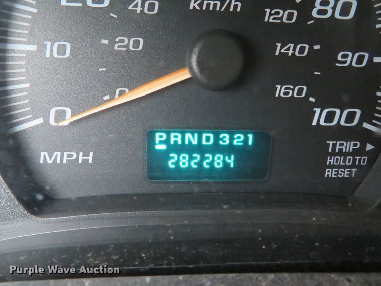 image for item DH1720 2005 Chevrolet Express 3500 van